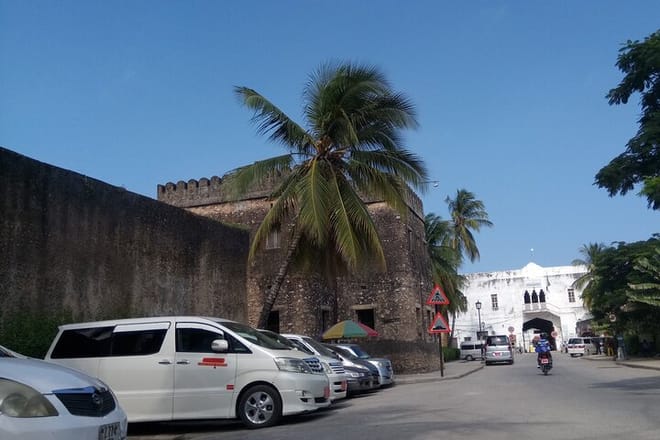 Zanzibar Airport Hotel Transfer Private Taxi Service photo 5