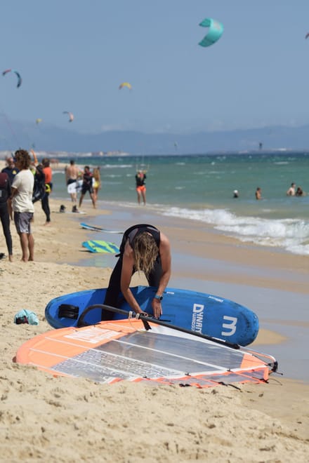 Beginner Dynamic Windsurfing Camp in Costa del Sol