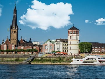 Dusseldorf Old Town: Heritage, Architecture & Vibrant Culture