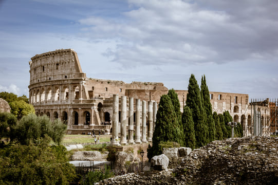 3-Hours Private Sightseeing Tour of Rome by Luxury Vehicle