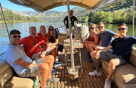Douro Valley Premium Wine Tour with Lunch and Private Cruise