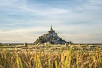 Mont Saint Michel Private VIP Tour with with Louvre Photoshoot 7