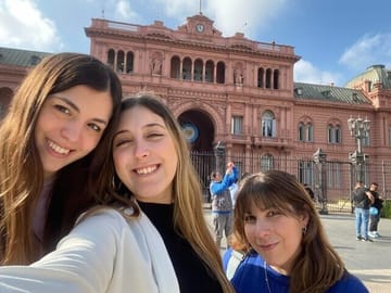 Buenos Aires Cultural Walking Tour of Iconic Neighborhoods