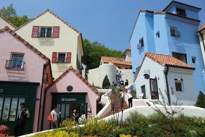 Private Tour including Nami Island with attractions in Seoul