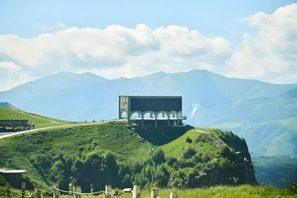 Magical Kazbegi Gudauri & Ananuri DayTrip GuidedTour from Tbilisi