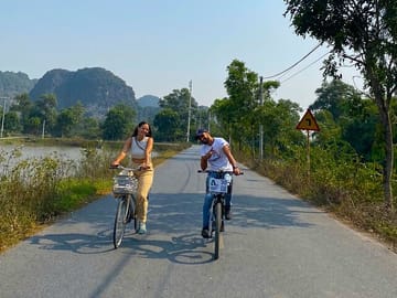 Private Day Trip to Trang An, Bich Dong, Local Family & Mua Caves