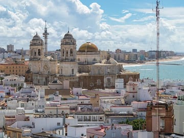Cádiz and Jerez Day Tour from Seville with Tastings