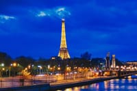 Eiffel Summit & Crepe with 1-Hour Private Professional Photoshoot 8