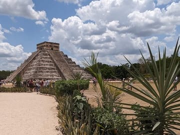Small Group Chichen Itza, Ik Kil Cenote & Valladolid Full-Day Tour