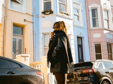 Professional Photoshoot Walking Tour in Notting Hill, London