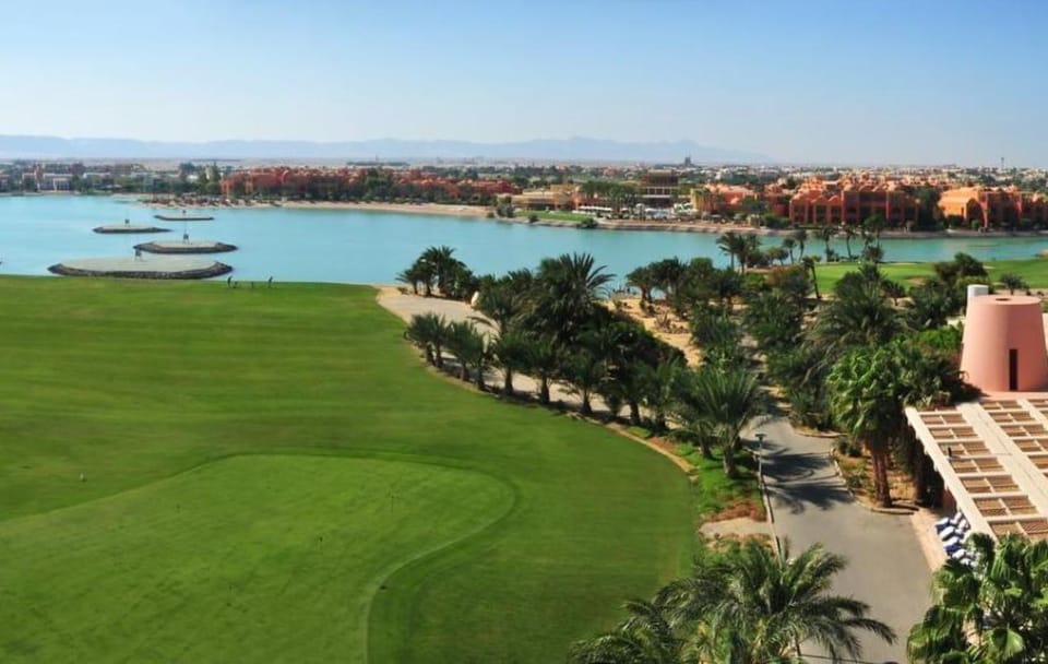 Private El Gouna City Tour with Lagoon Boat Ride from Hurghada