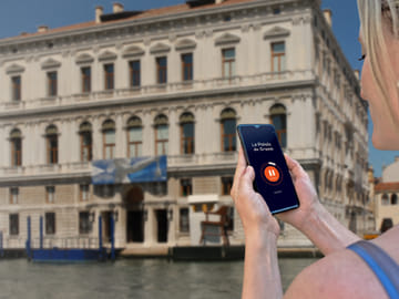 Tour Venice on your own: Admire the palaces of the Grand Canal at your own pace.