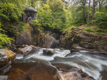Scottish Glens, Highlands & Whisky with Distillery Tour from Edinburgh (Edinburgh Departure)