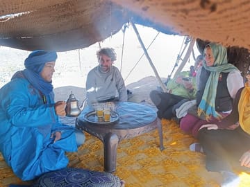 Private Jeep Tour in Merzouga Desert with Berber Pizza Lunch