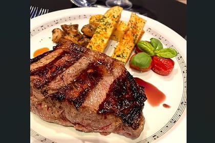 Señor Tango Show in Buenos Aires with Optional Dinner