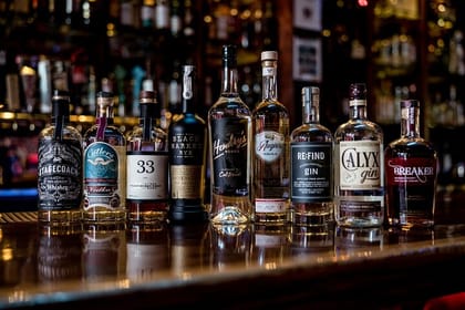 St Martin Guided Night Tour with Beverages