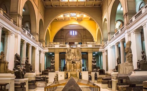 Private Tour of the Egyptian Museum and Nile Dinner Cruise