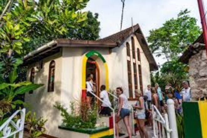 Bob Marley Birthplace 9 Mile Guided Tour  3