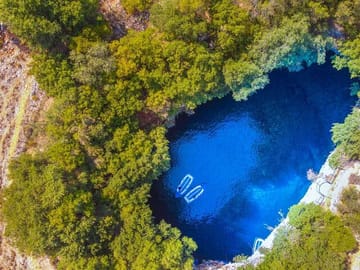 Private Half Day Tour of Kefalonia Caves and Wine Tasting