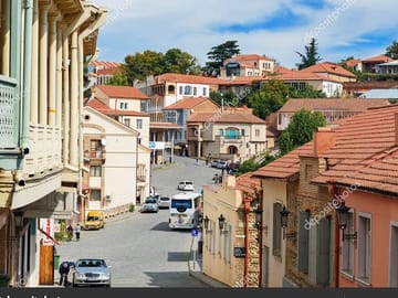 4 Full days in Georgia with private tour, free aiport