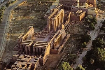 Private Full-Day Guided Tour of Luxor's East and West Banks