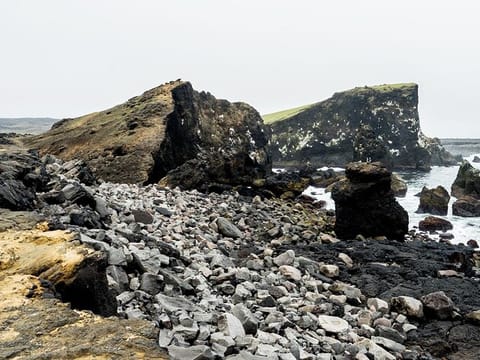 Volcano Circle Tour - Grindavík Town, Reykjanes Lava Fields and Hot Springs, photo 3