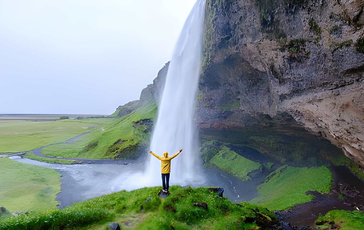 3 Day Plan: Private Golden Circle, South Coast & Reykjavik City tours