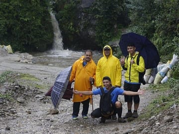 Rainy hike from Sundarijal to Mulkharka.