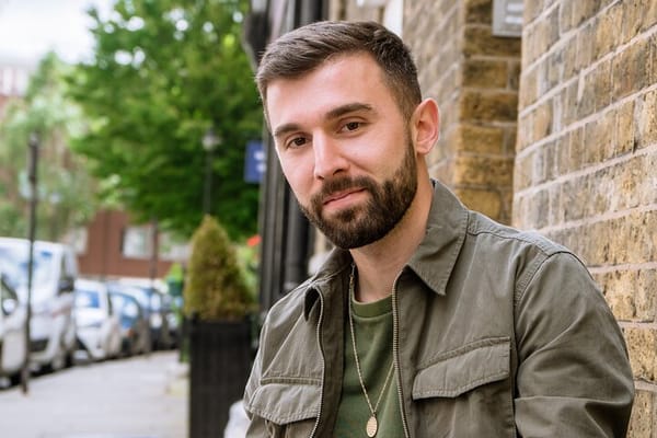 Professional Tinder Photoshoot in London