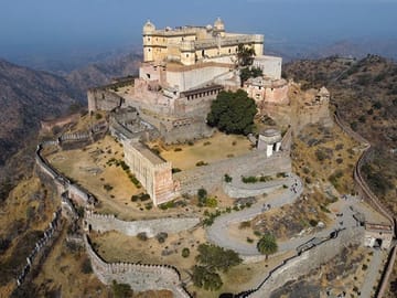 4-Day Private Udaipur & Kumbhalgarh Tour