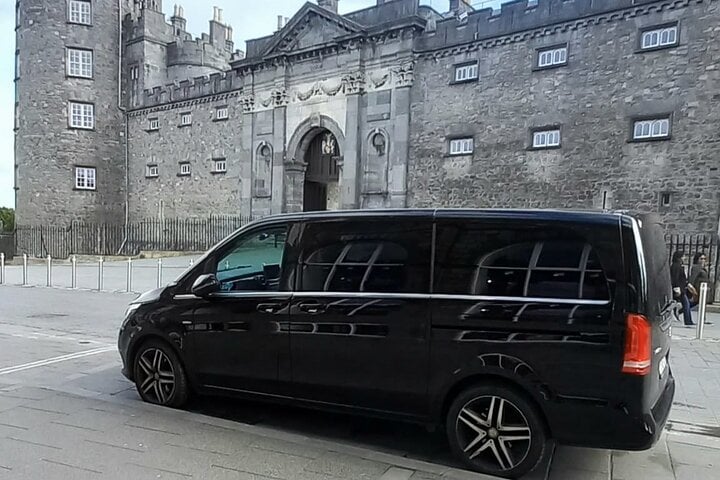 Dublin Airport Dublin City To Westport Co Mayo Private Luxury Car Transfer 5