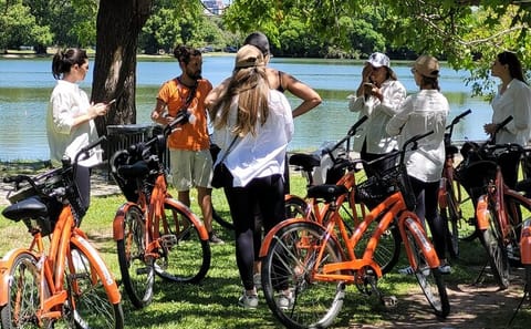 Bike Tour of Recoleta and Palermo in Buenos Aires