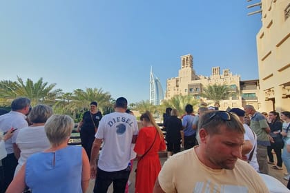 Dubai Private Layover Tour with Round-Trip Airport Transfers