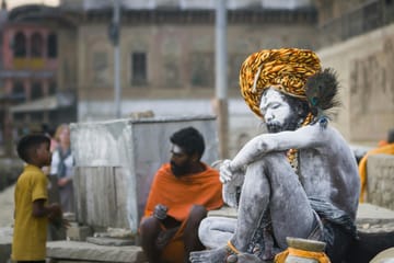 5-Day Cultural Tour of Agra and Varanasi from Delhi