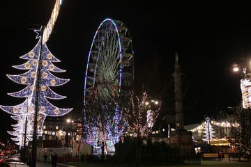 Walking Tour of Glasgow's Christmas Markets and Festive Culture