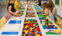 Private Dinosaur or LEGO Family Tour from Lisbon 2