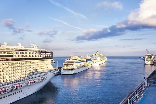 Private transfer from Civitavecchia port to Rome city center photo 4
