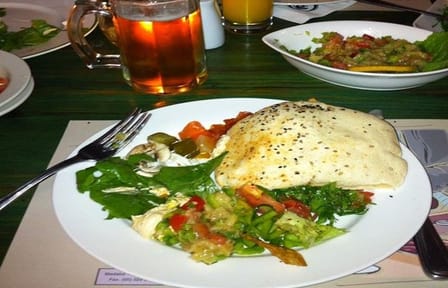 Private Madaba Haret Jdoudna Restaurant Lunch or Dinner from Dead Sea