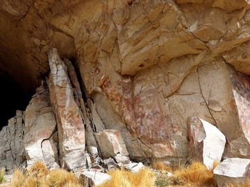 El Calafate City Tour with Visit to Walichu Caves