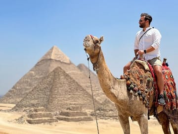 Private Half-Day Giza Pyramids Tour with Camel Ride