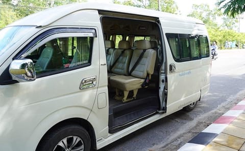 Private Van Charter with Airport Transfer in Si Sunthon
