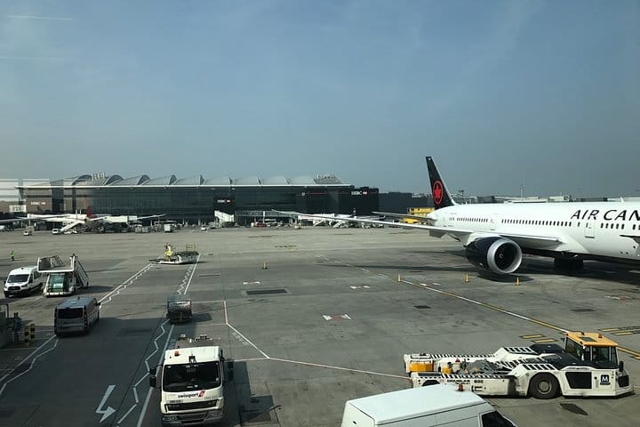 Luton Airport Private Transfers to/from London (Postcode SW5 to SW11) 8