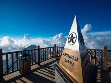 Fansipan Summit - Rooftop of Indochina 2 days 1 night Tour by Bus