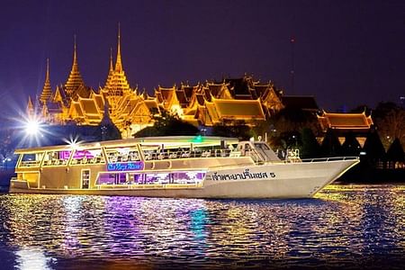 Bangkok Discovery: Private Cultural Tour with Floating Markets & River Cruise