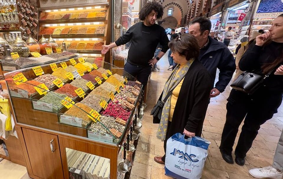 Istanbul Cultural Walking Tour of Historic Landmarks