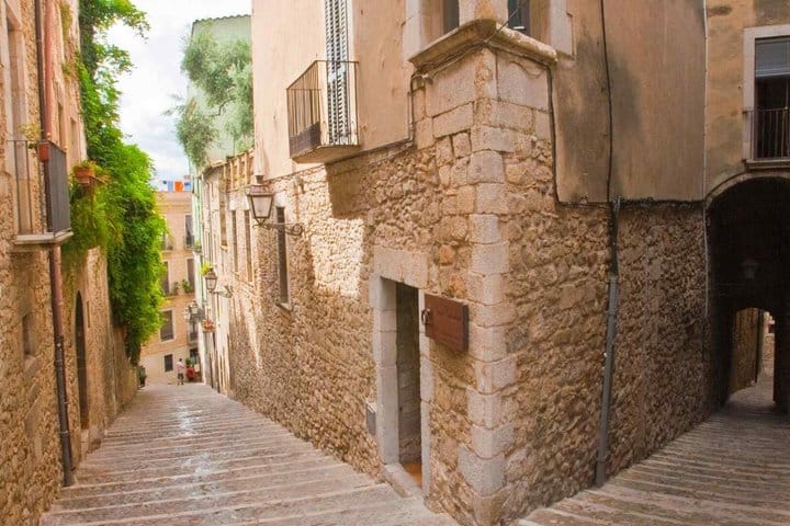 TOP Girona : Private guided tour with your mobile 4