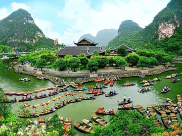 Ninh Binh Private Tours: Bai Dinh Trang An 1 Day Tour from Hanoi