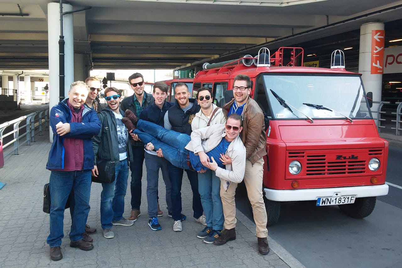 Your Custom Warsaw Tour – Private Experience by Retro Minibus with Hotel Pickup 4
