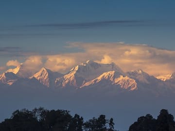 Cultural Tour of Colonial Cities and Tea Estates in Darjeeling