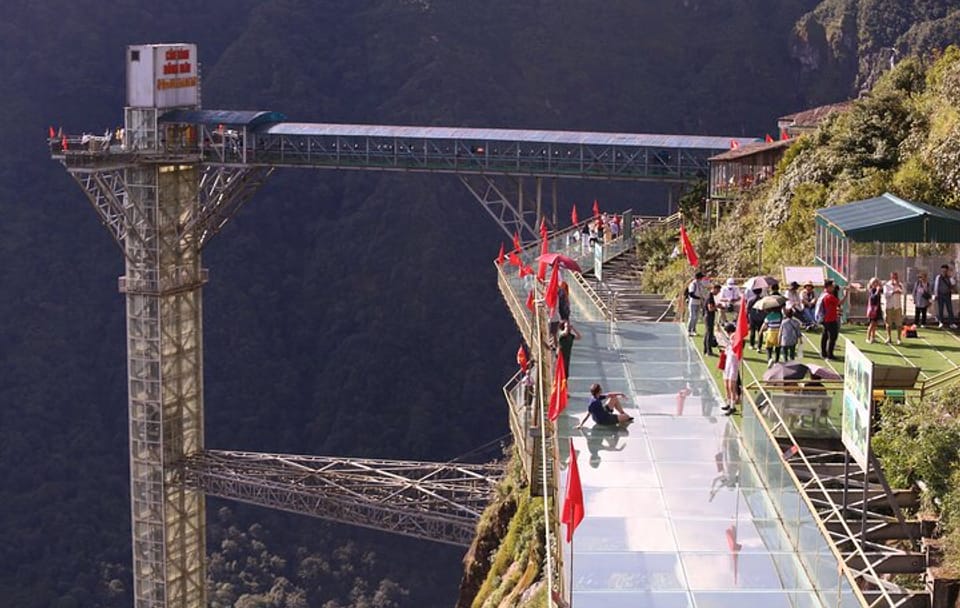 Sapa 2D1N Scenic Alpine Coaster and Dragon Cloud Glass Bridge